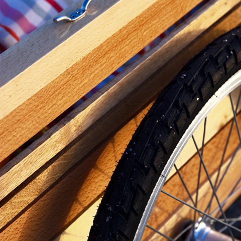 remorque vélo bois design hêtre et chêne roue 20 pouces
