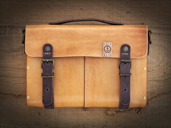 Le coursier - Sac bandoulière cuir et bois - Miel – Image 4