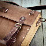Cartable vélo cuir et bois - Chocolat, Miel ou Noir vintage – Image 6