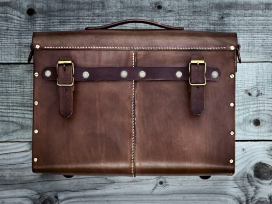 Cartable vélo cuir et bois - Chocolat, Miel ou Noir vintage – Image 11