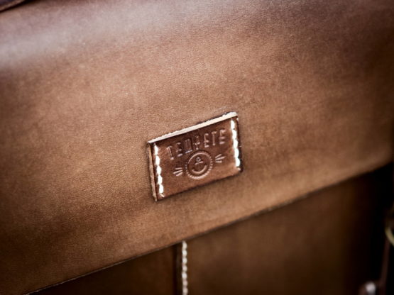 Cartable vélo cuir et bois - Chocolat, Miel ou Noir vintage – Image 8